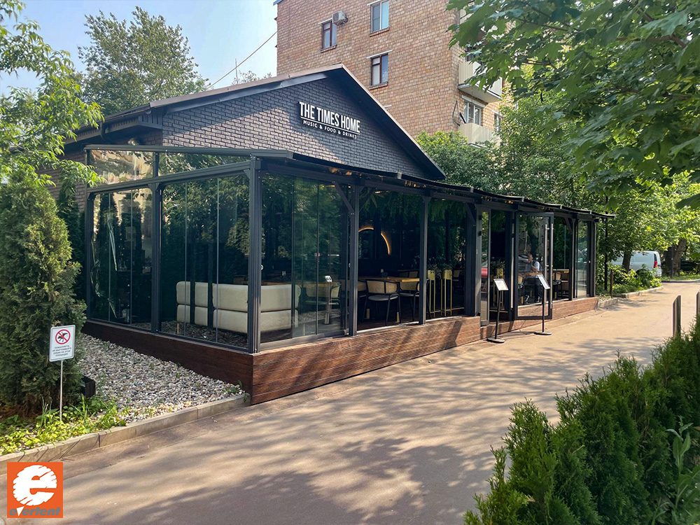 Летняя веранда ресторана «THE TIMES HOME» в Москве - проект компании "Эвертент"